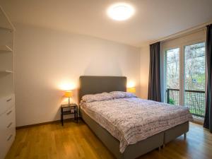 Bern Flat close to Center with Balcony and Bundeshaus Aare View
