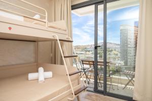 Triple Towers - Premium High-Rise - Balcony with Sea View - Close to TGV Train Station & Mall