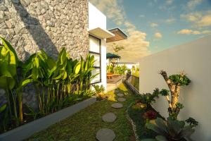 Cahaya Alam Villa