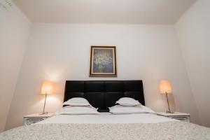 Dream Home Modern 2BR Apartment Turda Free Parking Near Salina Turda