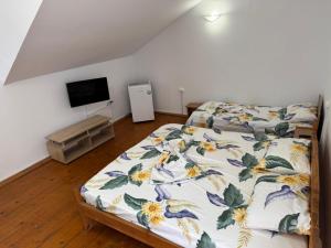 Casa cu flori