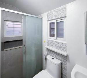 StarNest Modern Double Room near SM Telebastagan