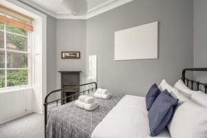 Brunswick 2 Bedroom Apartment - Edinburgh