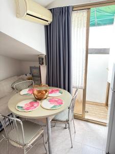FOSCOLO Sunset House