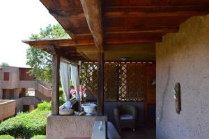 Cugnana Verde Terrace with Bay View