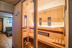 Andys Holiday Home with HotTub & Sauna