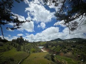 Finca con excelente vista a la piedra del Peñol y piscina privada