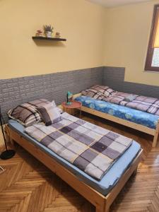 Carlos Apartman