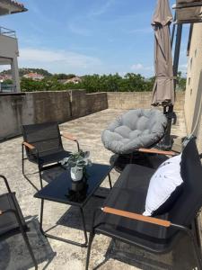 Apartments Vala