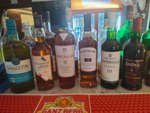 VJs Sports bar, Hotel and Apartments