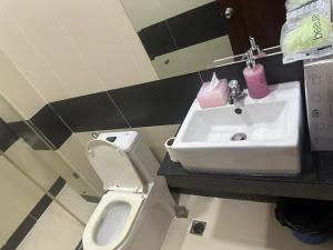 VJs Sports bar, Hotel and Apartments