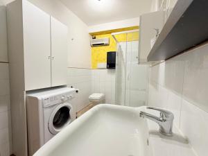 N325 - Numana, comodo bilocale in zona tranquilla vicino al mare