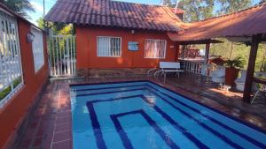 Finca con excelente vista a la piedra del Peñol y piscina privada