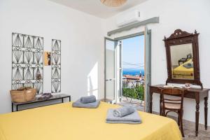 The Yellow Donkey Koumeika Traditional Stay Samos