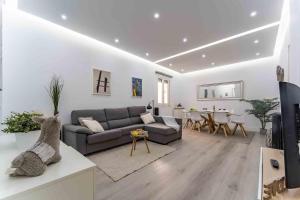 Premium Apartment Heart of the City by TuriVida