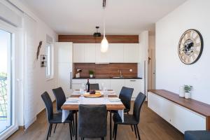Apartment mit Meerblick in Okrug Gornji nahe Trogir
