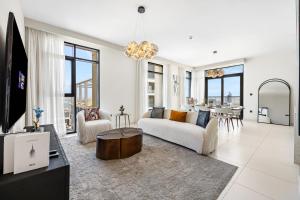 Luxury Penthouse Retreat - Private Beach, Breathtaking Palm and Marina Views