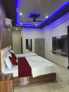 Shree shyam guest house