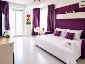 Summerland Nikos Residence