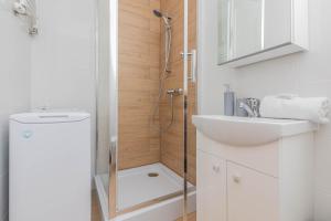 Jagiellońska Apartment Przymorze Beach by Noclegi Renters