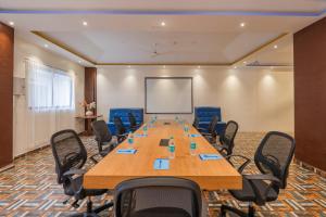 R D Hotels HSR