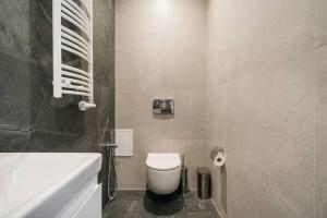 Three-Bedroom Family Retreat SPA