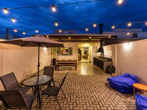 Casa com área gourmet - Paraguai, Cataratas, Argentina