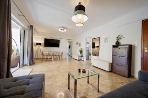 Athens Riviera Luxury 2BR Sleeps 6 Parking