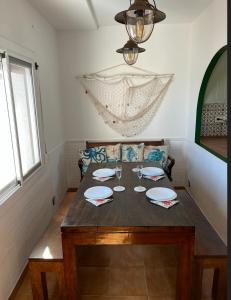 Charming Apartment On The Cliffs with sea views
