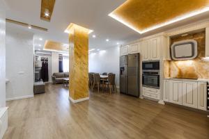 The Azure 2 Beachfront By PS