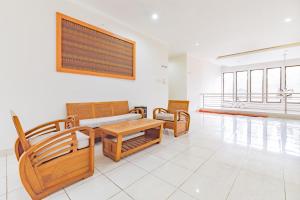 Urbanview Hotel Tridaya Cisarua Puncak