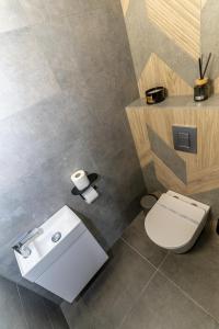Szauter Aparthomes A