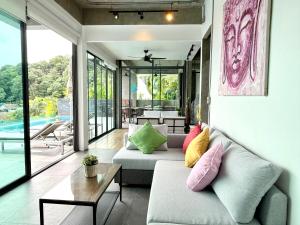 Baan Saint-Tropez Seaview Villas Kata Beach