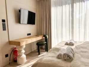 Persante Sunrise Collection by Downtown Apartments