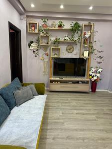 Mari cottage