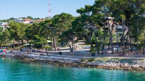 Mare & Mons Seafront Apartments