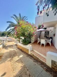 Two bedroom Shangri La apartment with private pool