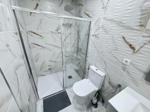 Cozy Apartment with Wi-Fi-322