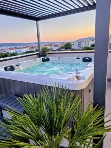Luxury Apartment Olive Sky