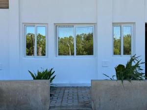 Mida creek front one bedroom