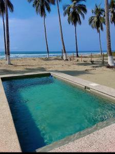 Casa frente al mar con alberca, cerca de Troncones
