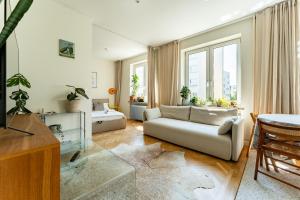 Gdynia Marina Deluxe Apartment by BookingHost