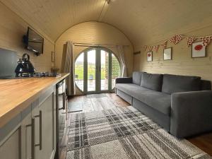 Poppy Pod - Uk51542