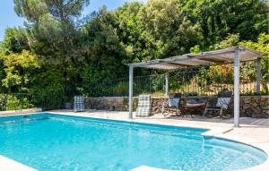 Maison Piscine À Anduze