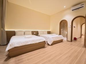 Casa Blanca - Villa Hồ Bơi Vũng Tàu Gần Cột Cờ Bãi Sau - 5 Phòng Ngủ