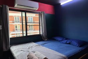 Roxx Social Hostel, Cafe & Bistro
