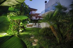 Path House by Wonderful Italy