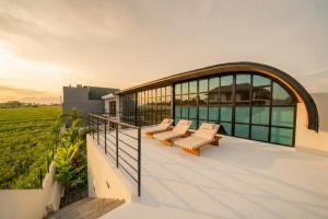 K Club Cemagi Villa 11