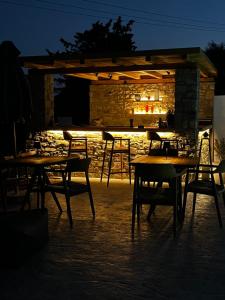 Ninemia Naxos Suites