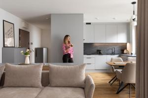 Kraków Grzegórzecka Modern Living with Free Parking by Downtown Apartments